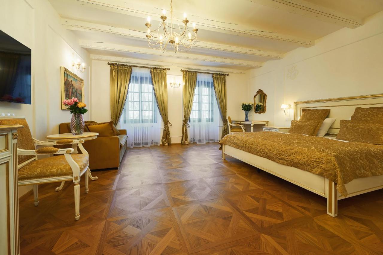 Spa Beerland Chateaux - U Zlate Hrusky / At Golden Pear Prága Kültér fotó